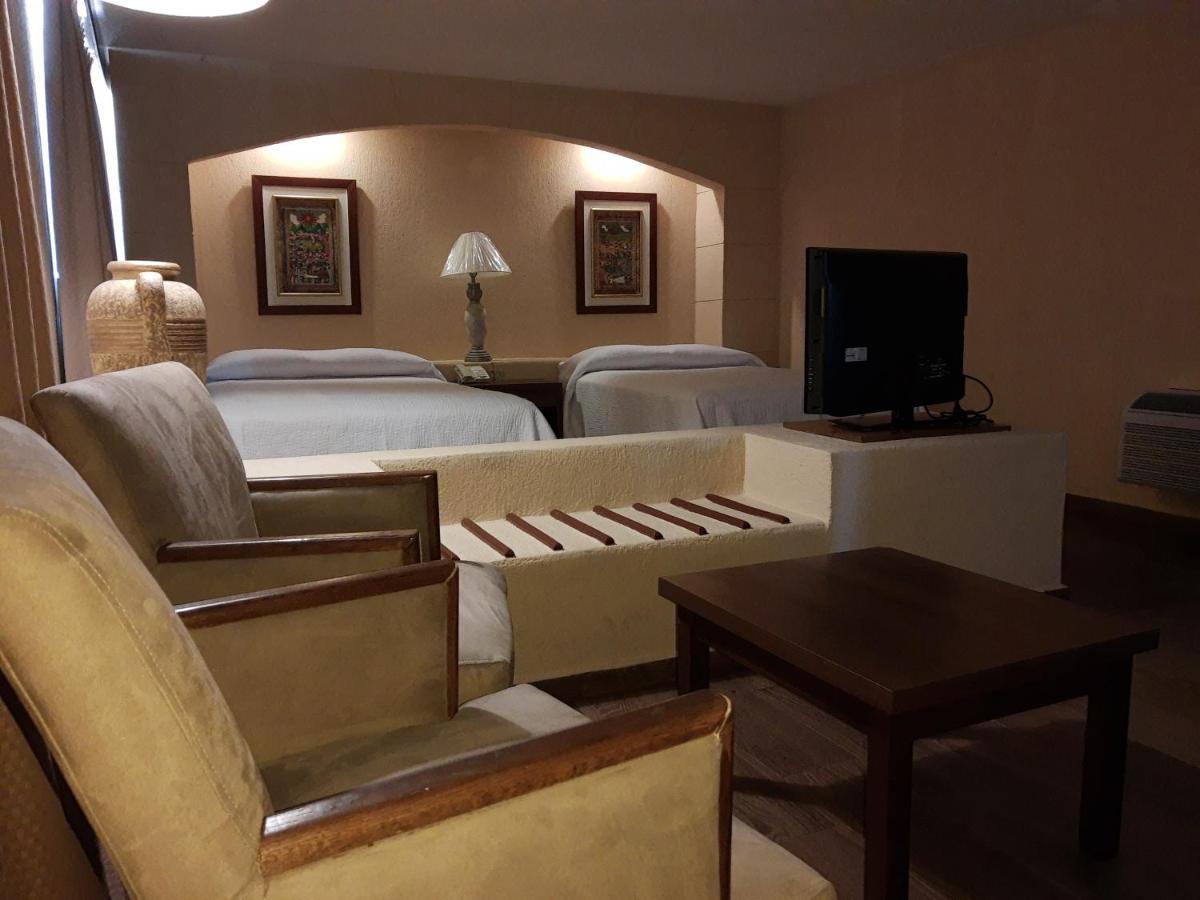 Hotel Las Palmas Midway Inn Matehuala Luaran gambar