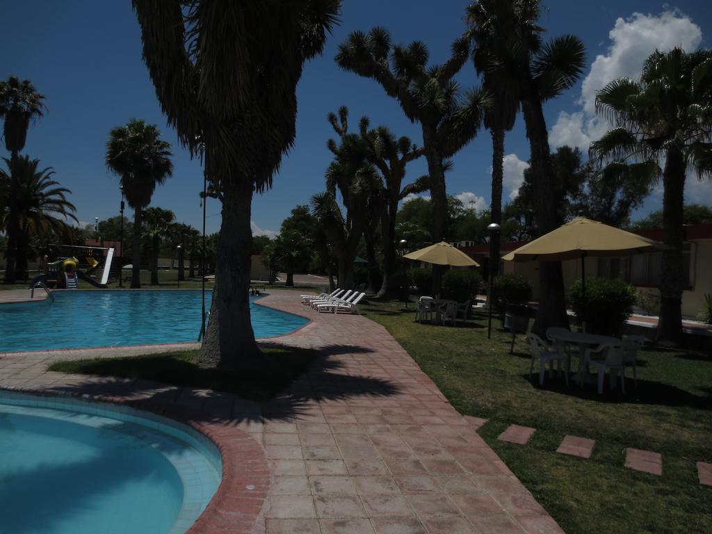 Hotel Las Palmas Midway Inn Matehuala Luaran gambar